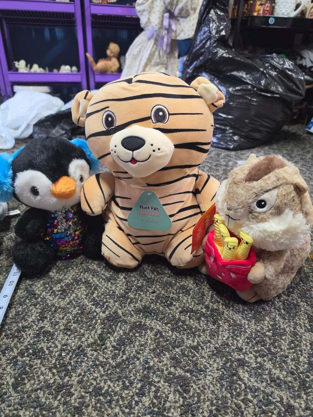Plush Pals Tiger Stuffed Animal Plush Toy Size 10